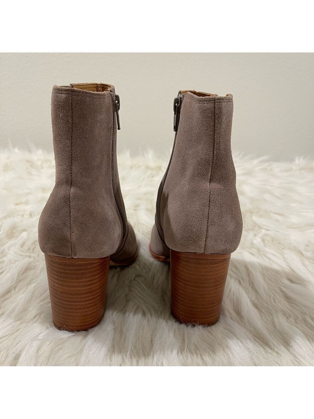 Women’s Soludos Taupe Leather Cowhide Heel Booties 8 US! - Picture 9 of 14